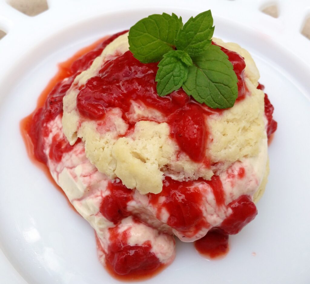 Doc’s Peanut Strawberry Biscuit Delight