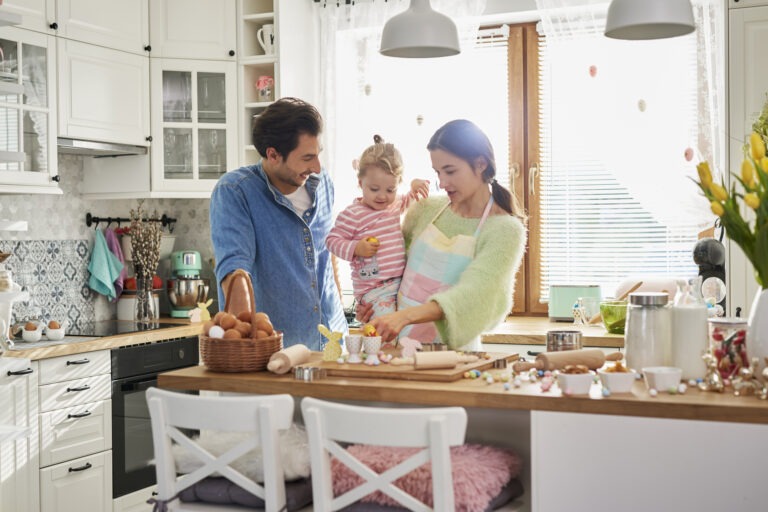 How To Celebrate Your Spring Holidays and Still Lose Weight